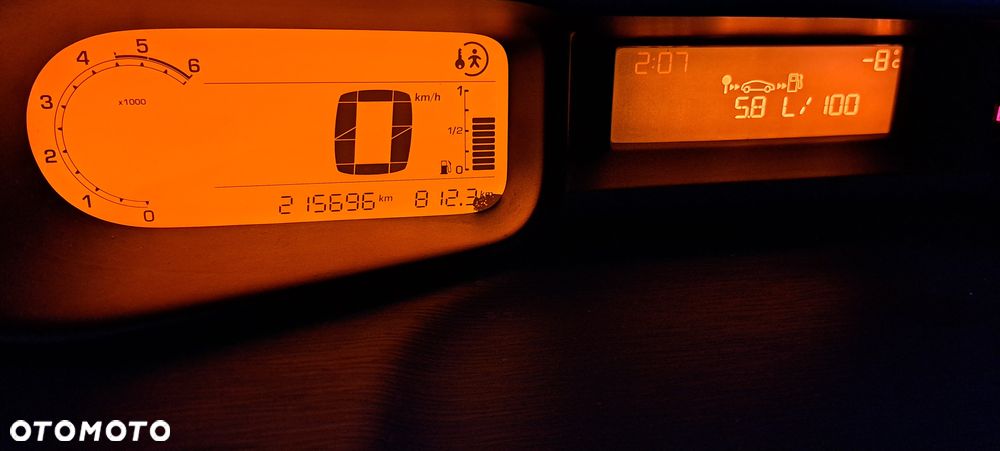 Citroën C3 Picasso HDi 90 FAP Exclusive - 4