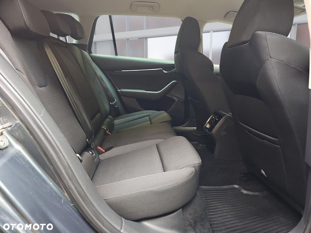 Skoda Octavia 2.0 TDI Ambition - 12