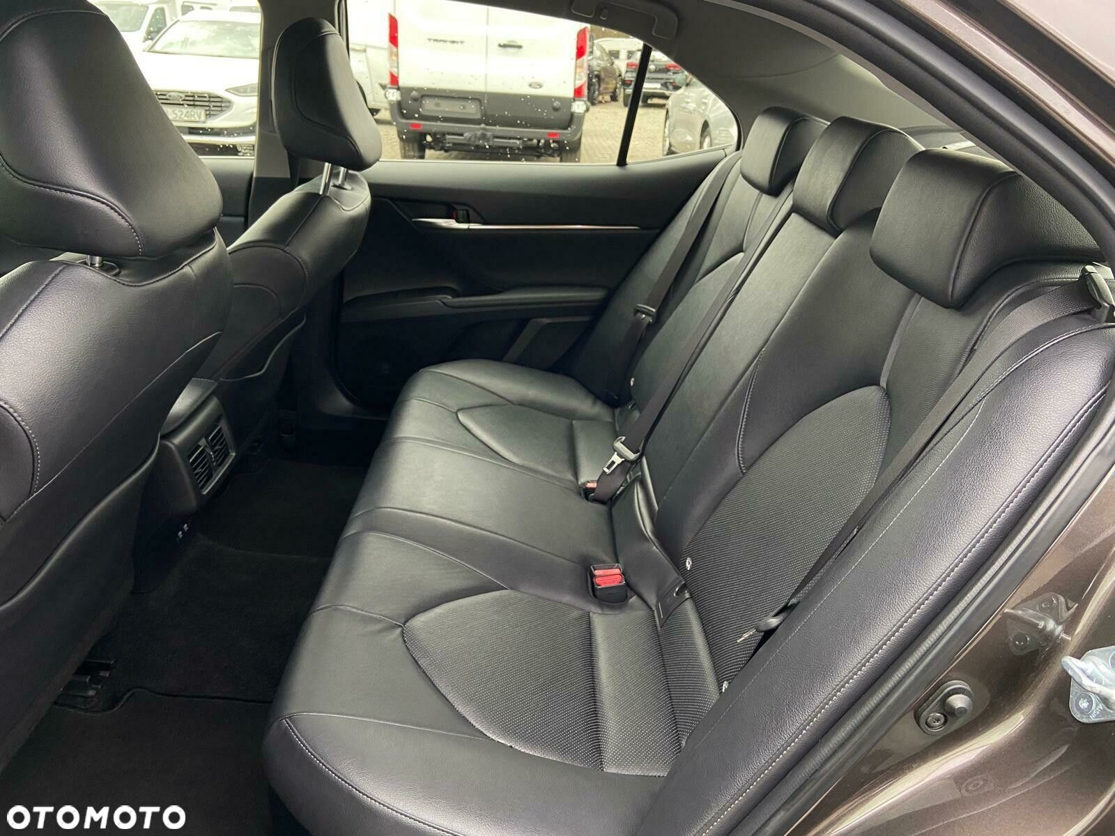 Toyota Camry 2.5 Hybrid Comfort CVT - 11