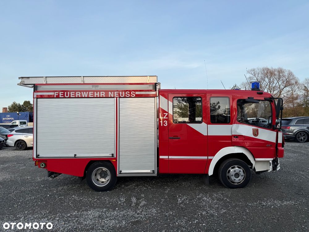 Mercedes-Benz ATEGO 818 4x2 - 6