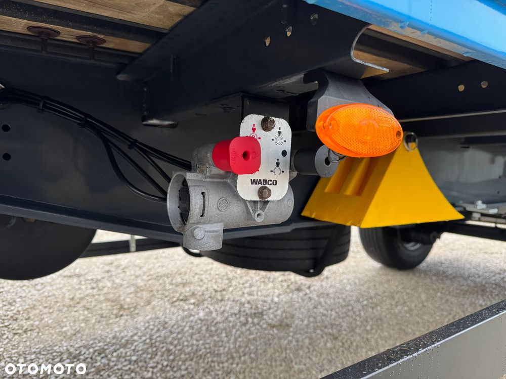 Schwarzmuller T-SERIE, ALUMINIOWE BURTY, STAN IDEALNY, - 24