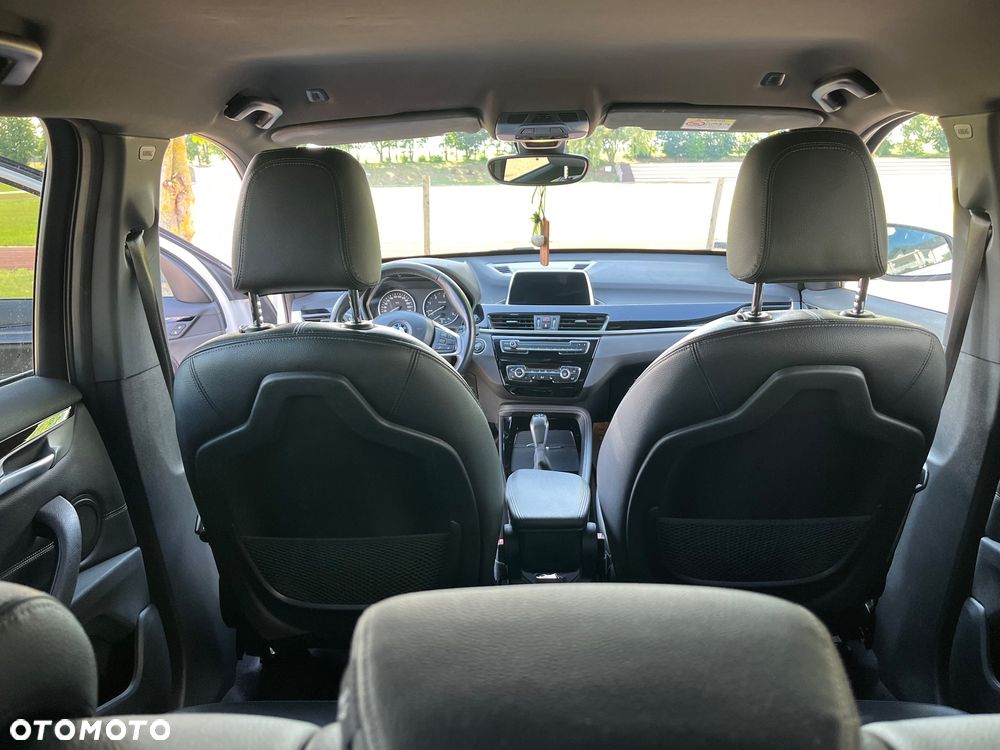 BMW X1 xDrive18d xLine sport - 25