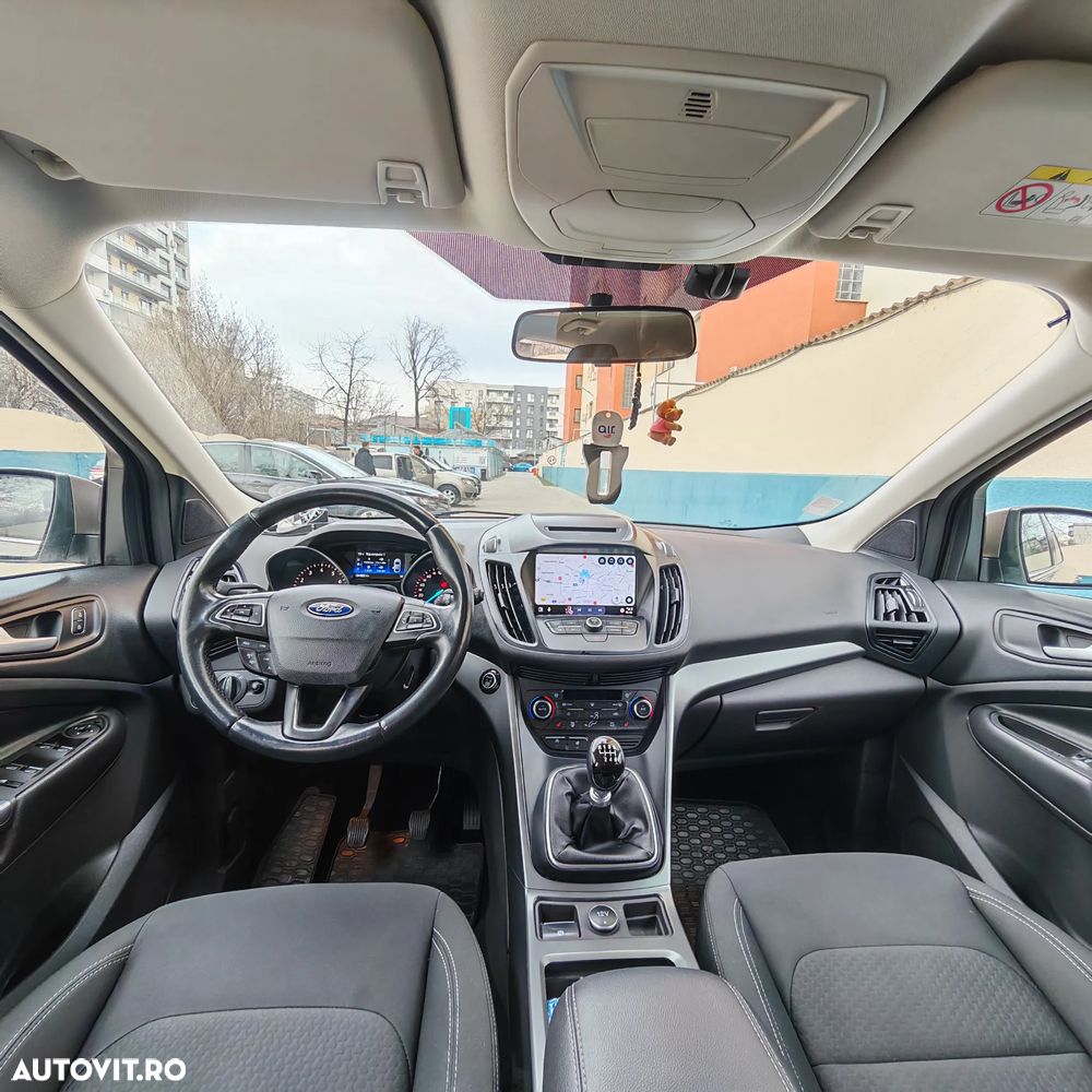 Ford Kuga 1.5 EcoBoost 2WD Trend - 2