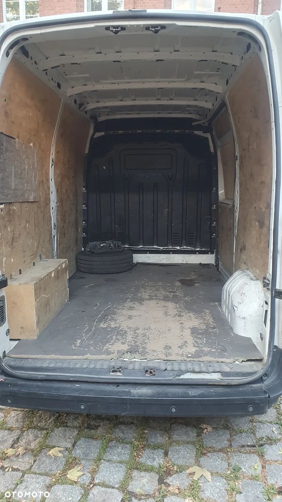 Nissan NV400 - 13