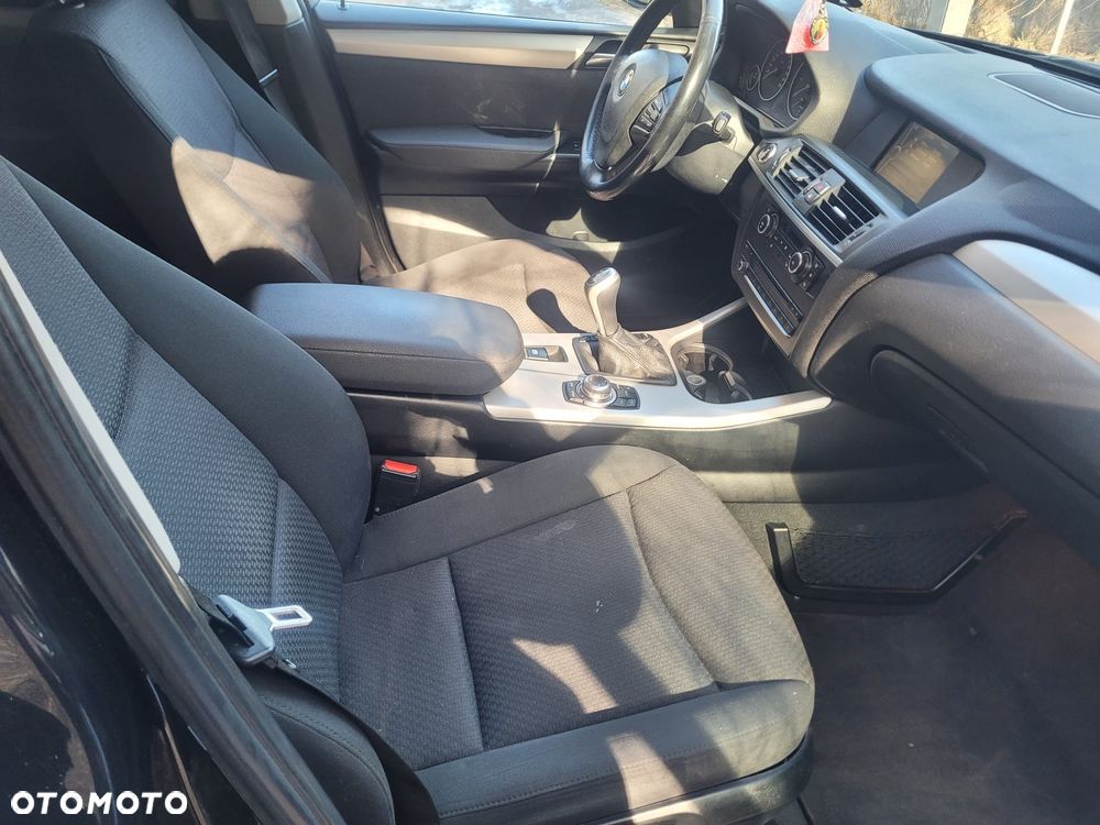 BMW X3 xDrive20d - 29