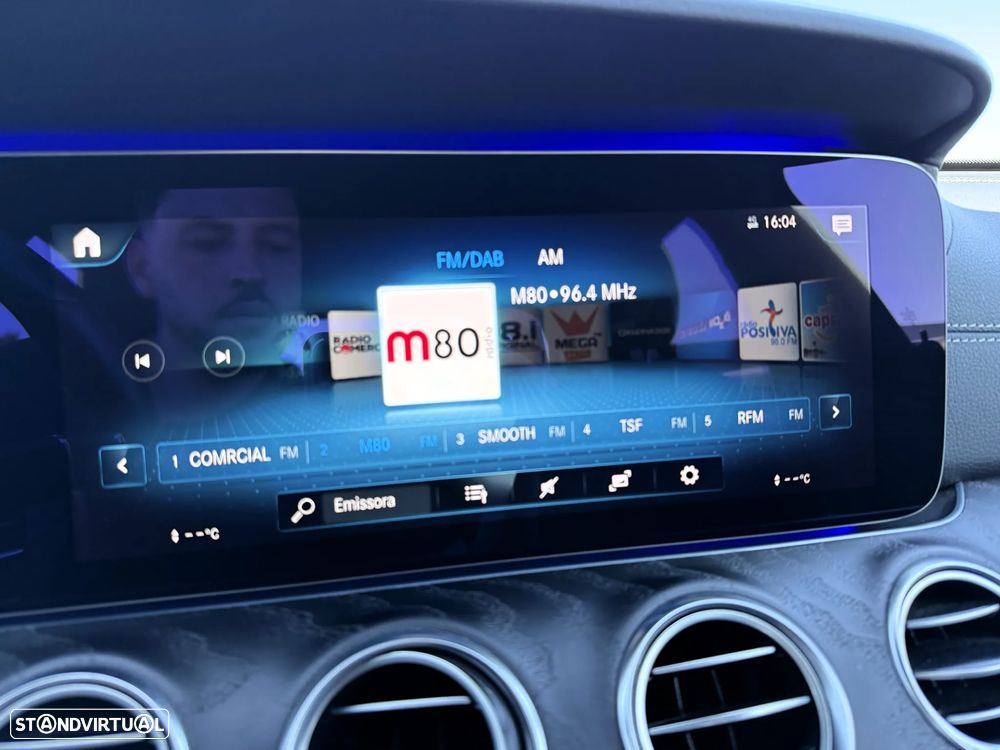 Mercedes-Benz E 300 de AMG Line - 52