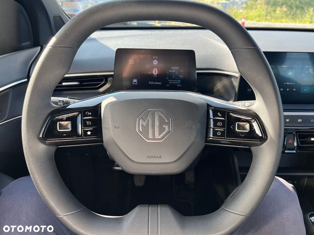 MG MG3 - 12
