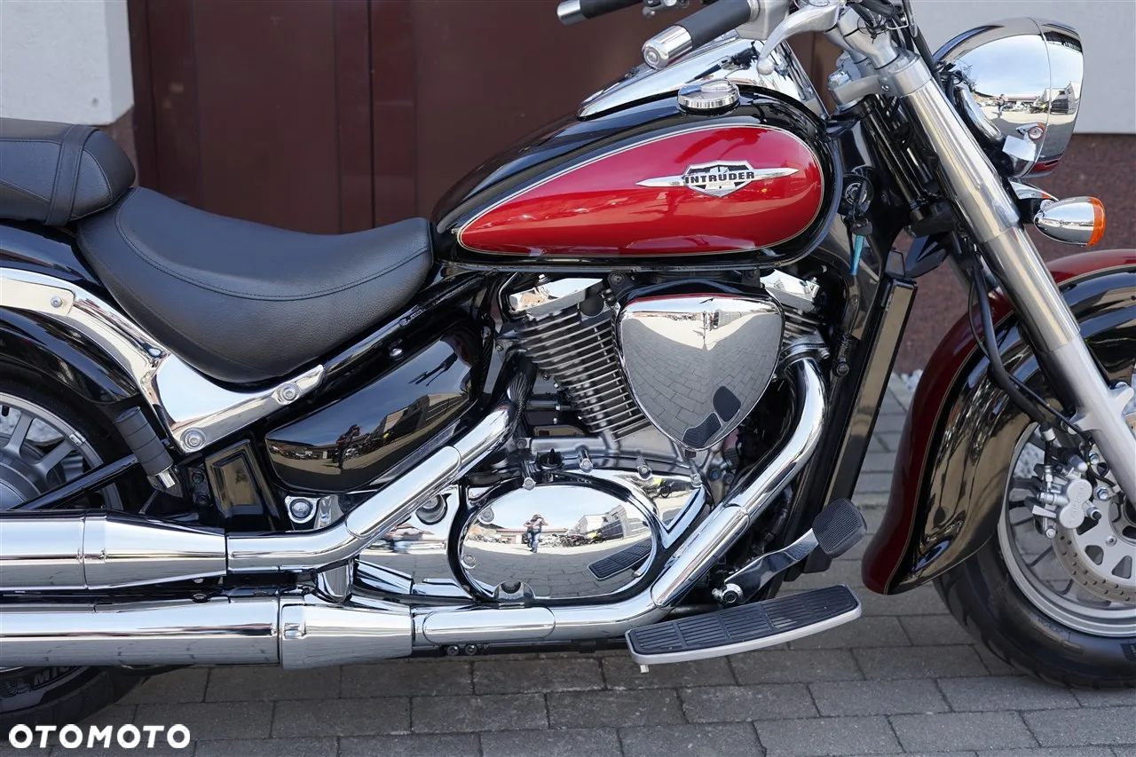 Suzuki VL 800 Volusia - 9