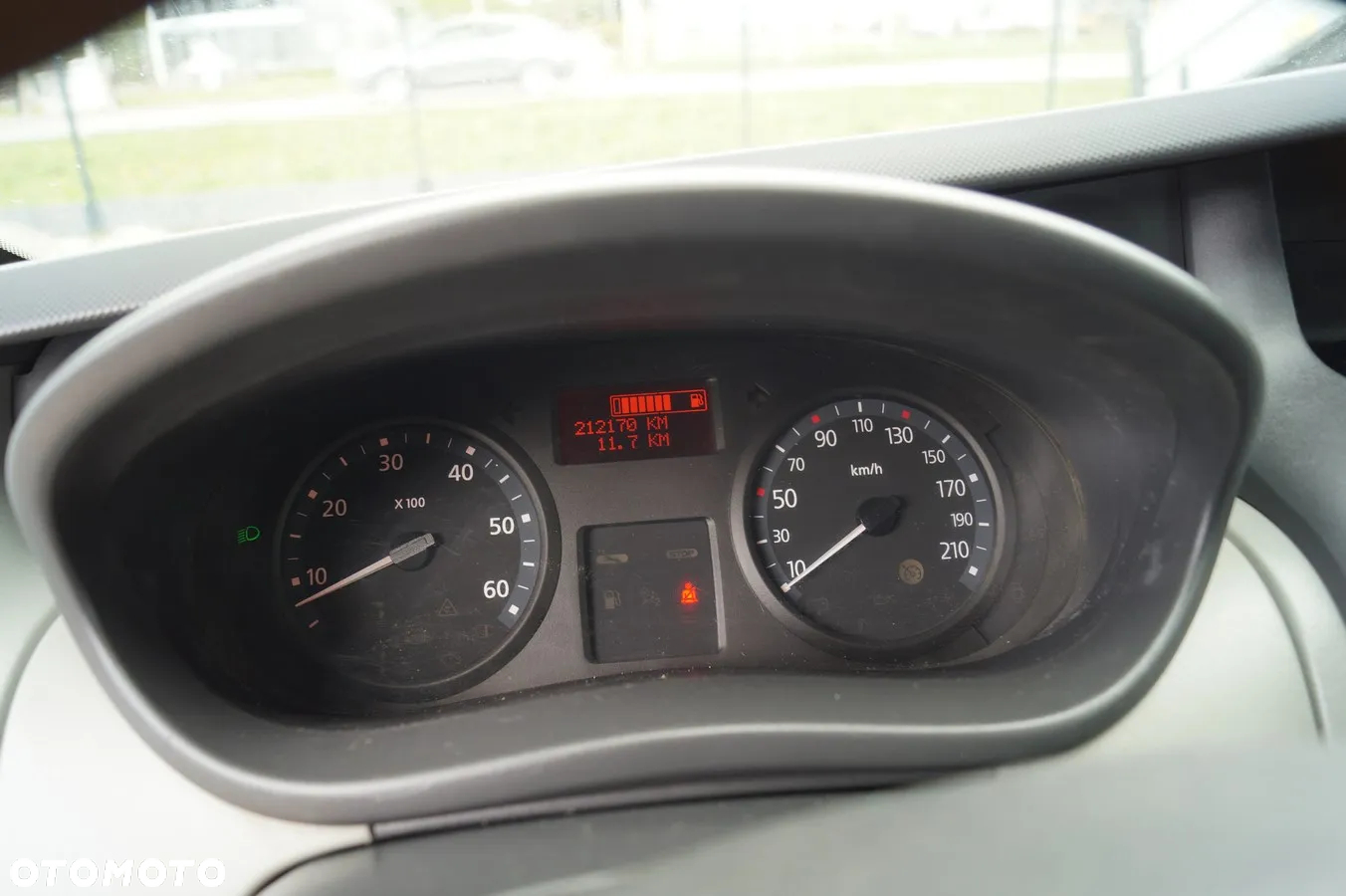 Renault Trafic - 14