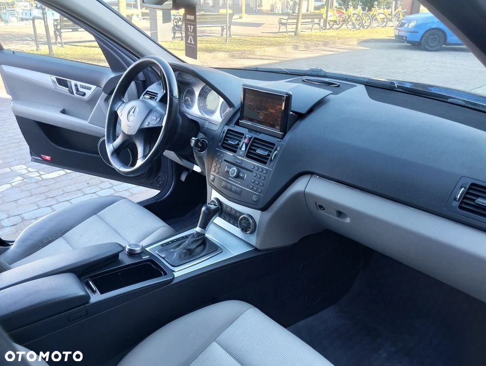 Mercedes-Benz Klasa C 320 CDI 7G-TRONIC Avantgarde DPF - 6