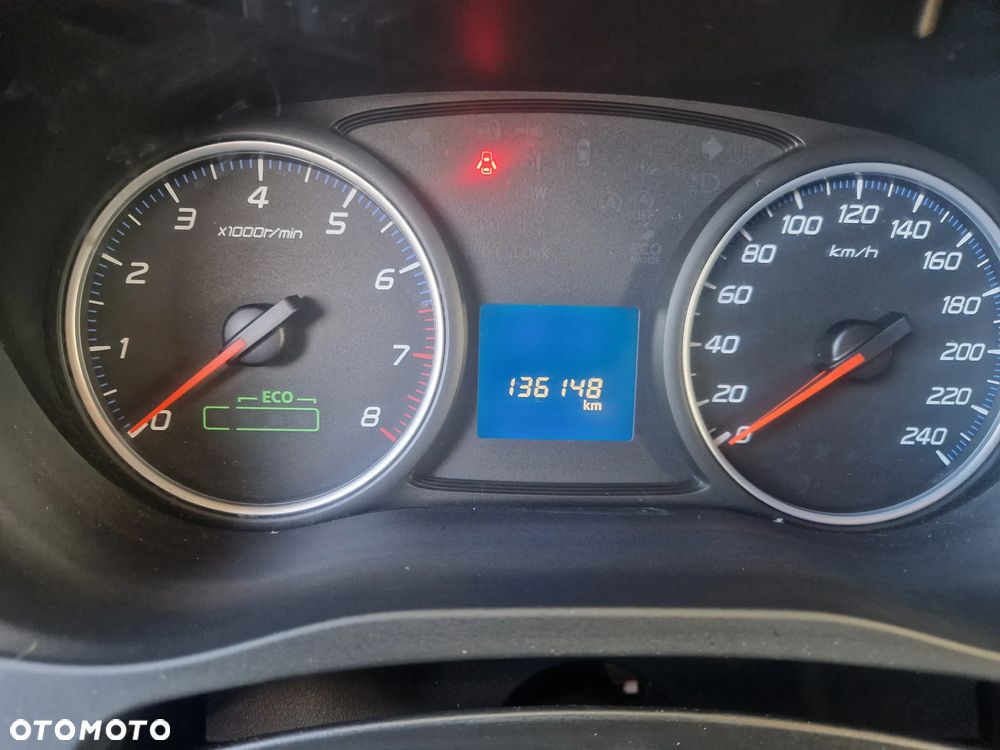 Mitsubishi Outlander 2.0 Intense + 2WD - 9