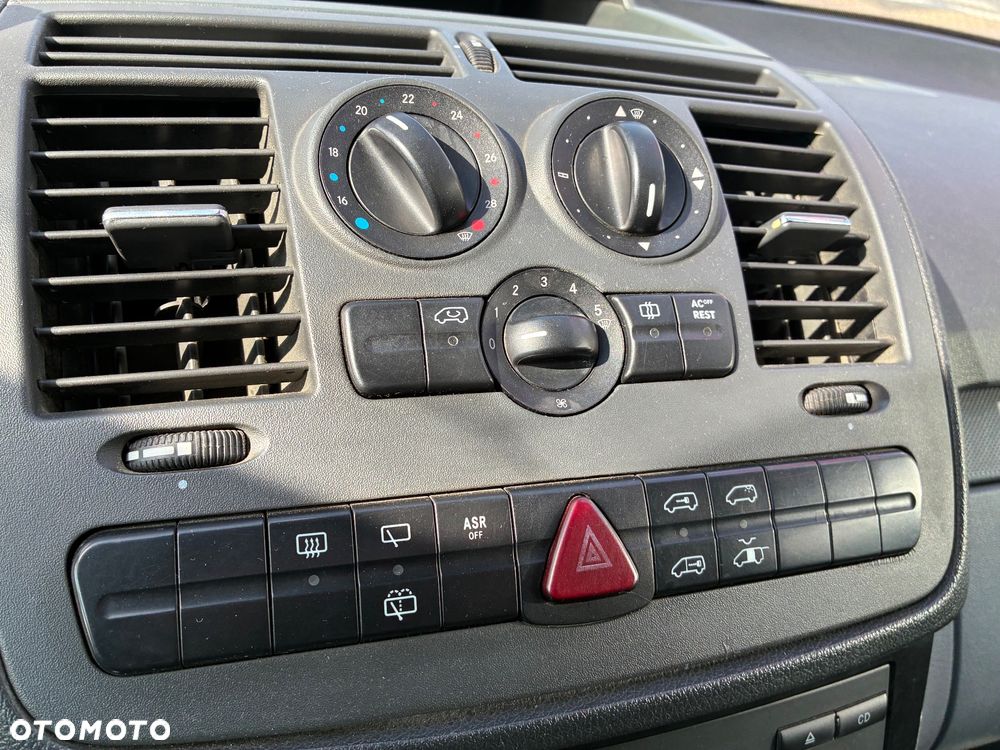 Mercedes-Benz Vito - 15