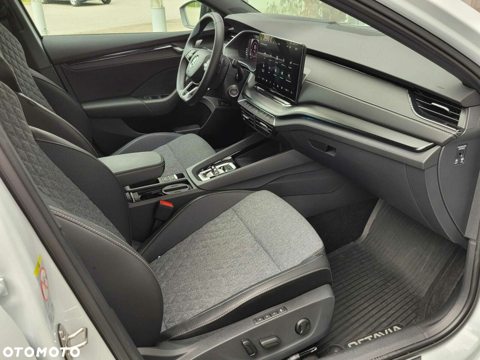Skoda Octavia 2.0 TDI Sportline DSG - 7