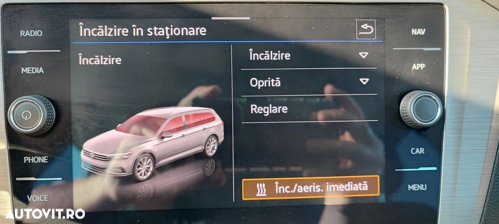 Volkswagen Passat 2.0 TDI SCR DSG Conceptline - 13