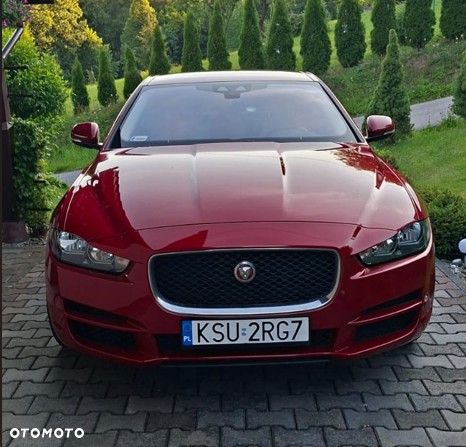 Jaguar XE 2.0 T Prestige - 1