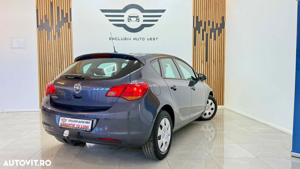 Opel Astra - 4