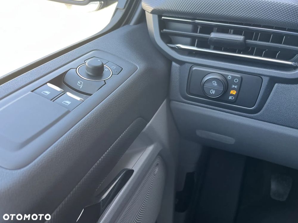 Ford Transit Custom V710 Limited 150 KM - 19