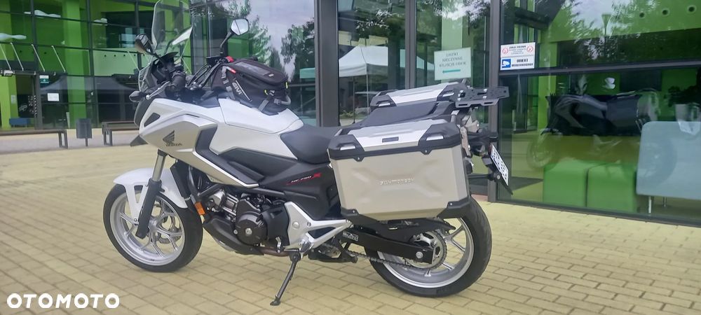 Honda NC - 10