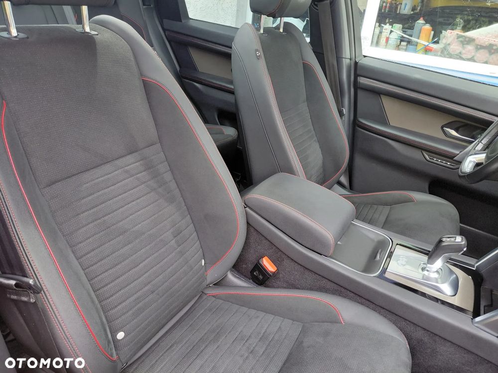 Land Rover Discovery Sport - 17