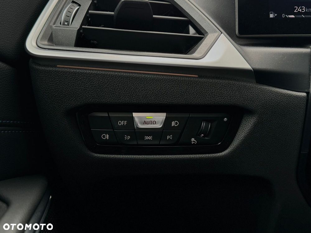 BMW Seria 3 318d M Sport - 19