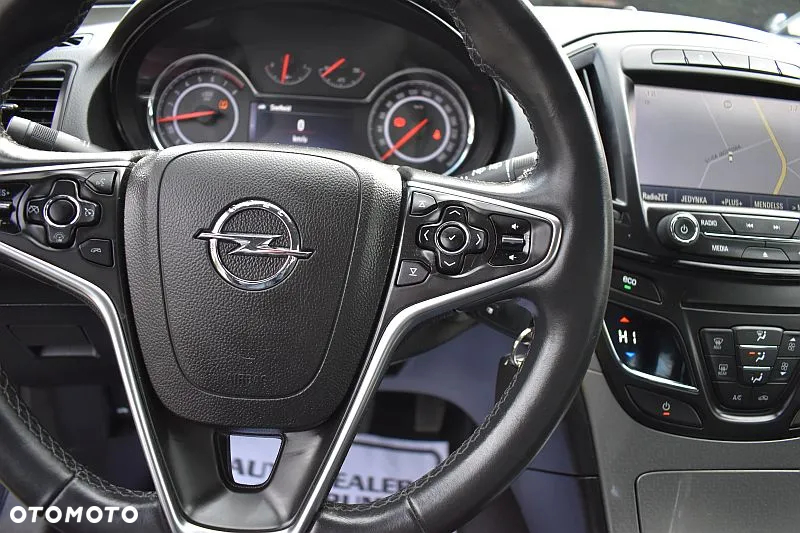 Opel Insignia 1.4 T Cosmo S&S - 18