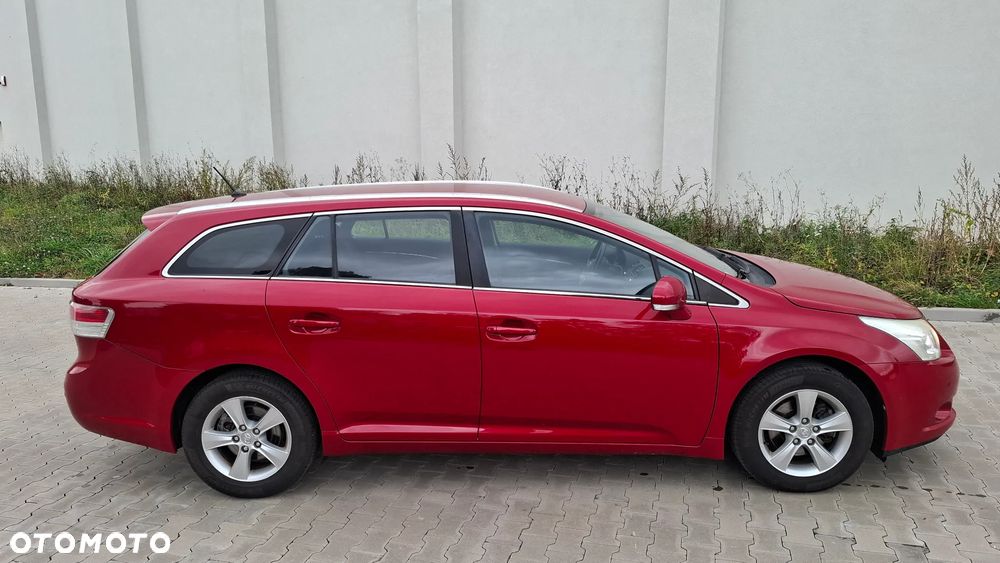 Toyota Avensis 1.8 Premium MS - 5