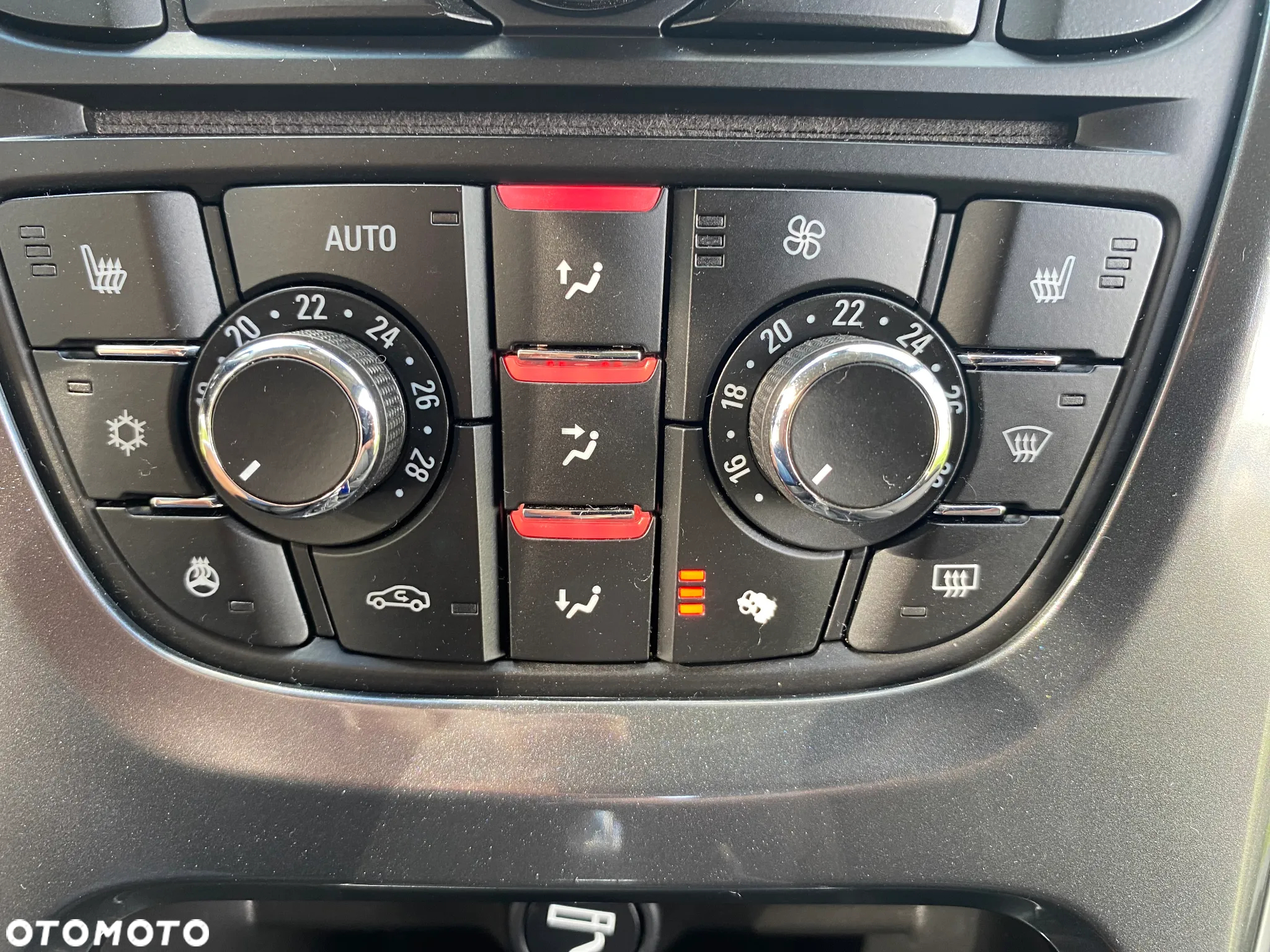 Opel Astra 2.0 CDTI Exklusiv - 18