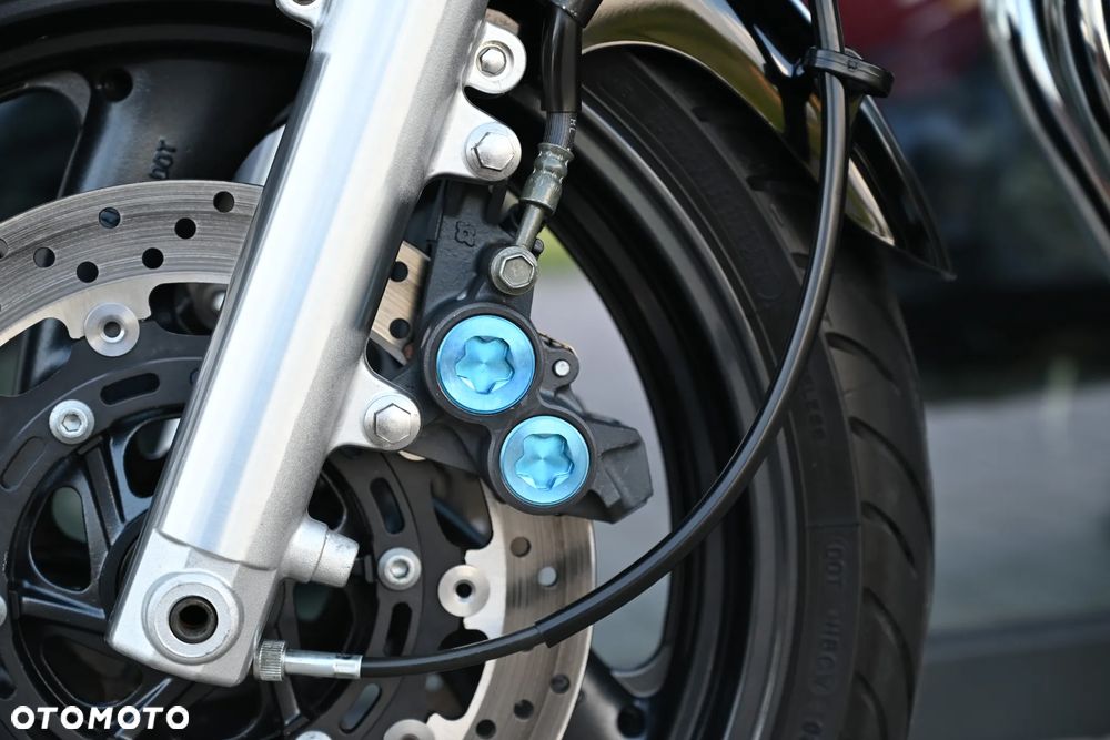Yamaha XJR - 9
