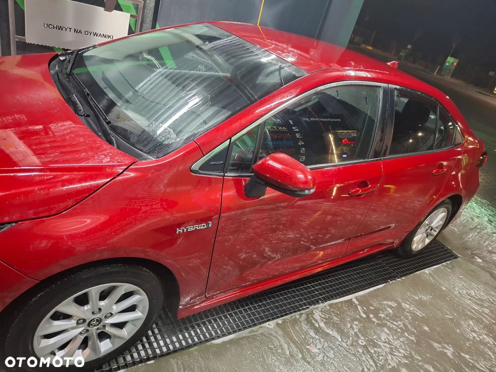 Toyota Corolla 1.8 Hybrid Comfort - 18