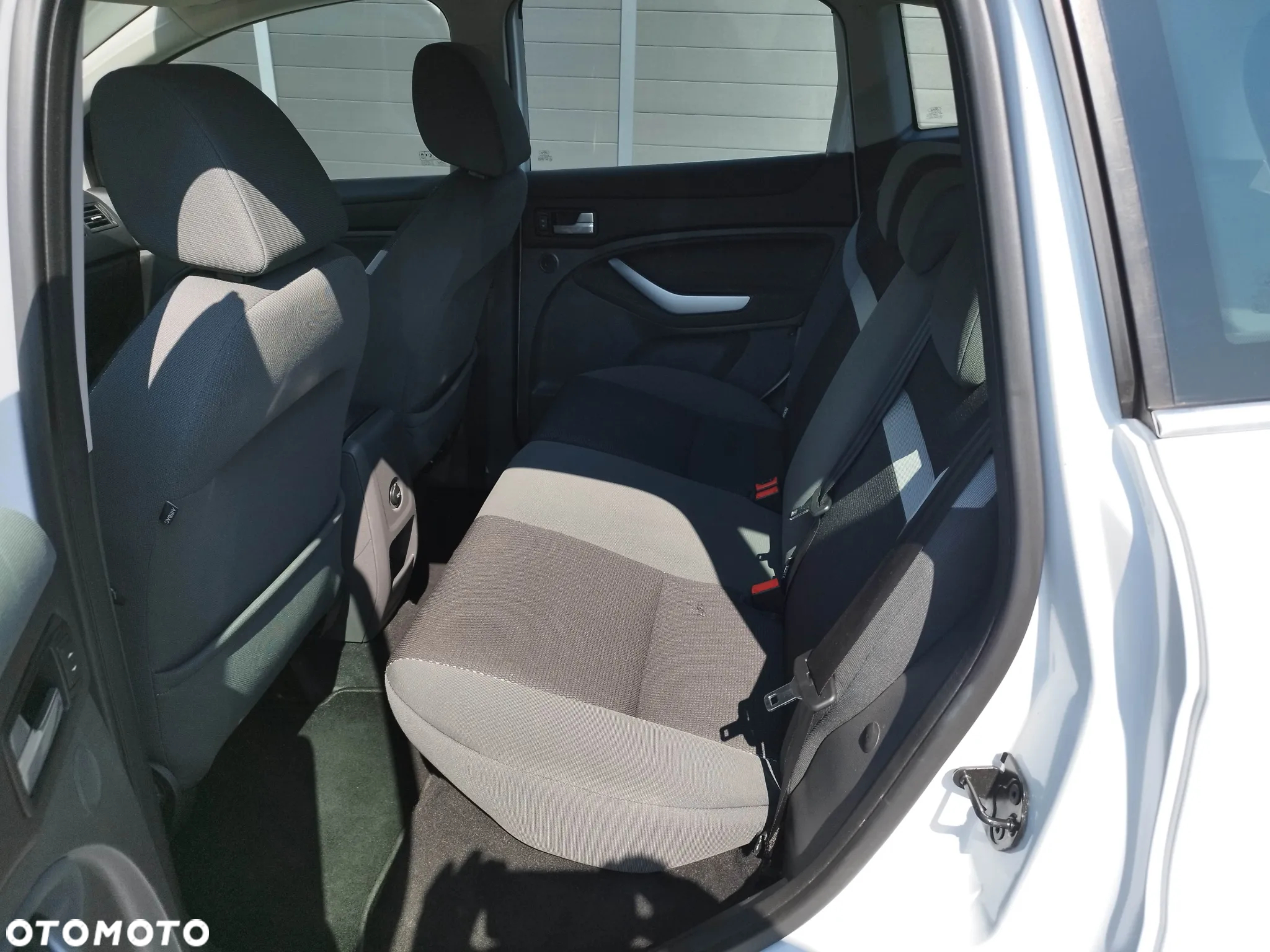 Ford Kuga 2.0 TDCi FWD Trend - 20