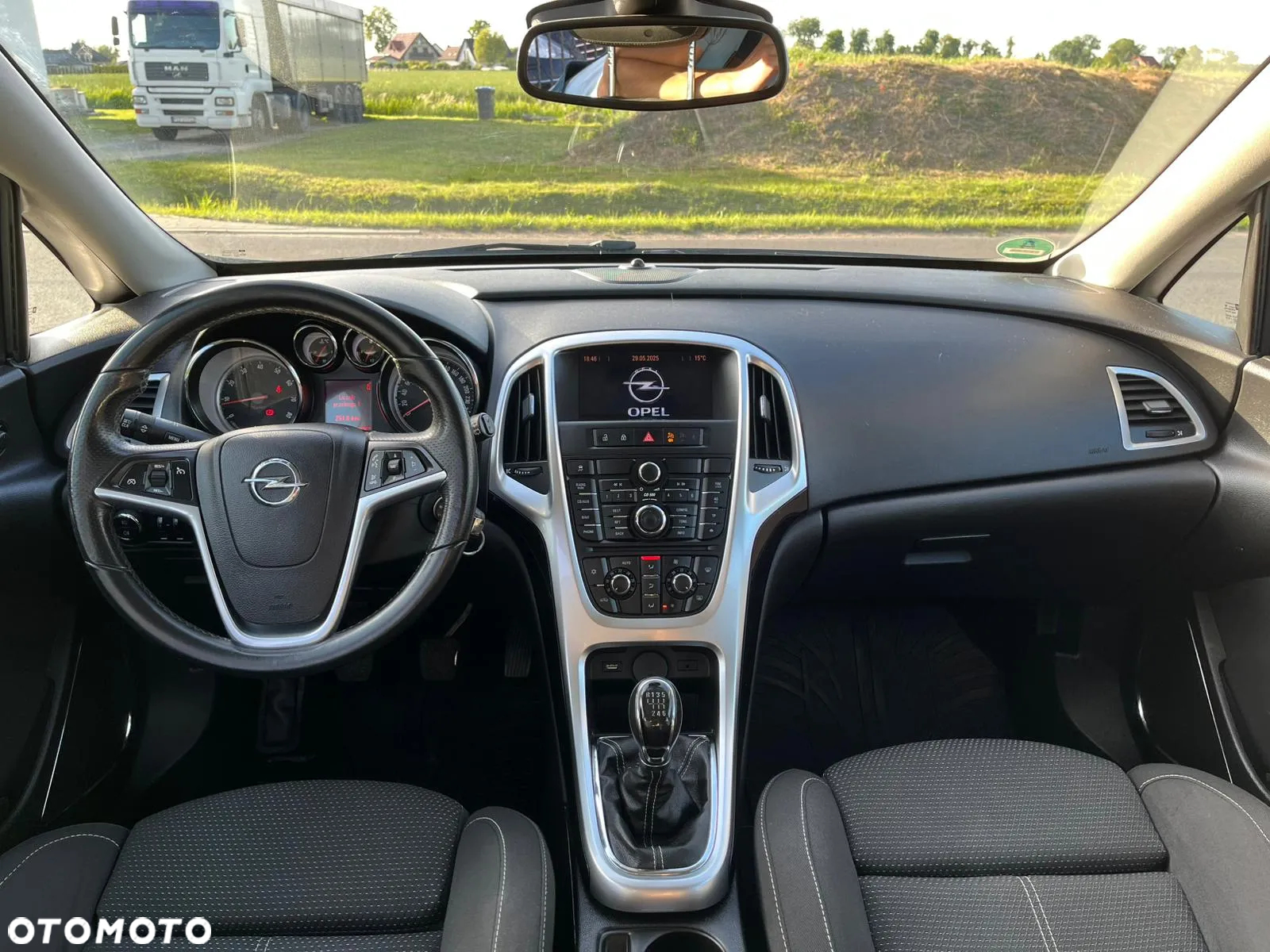 Opel Astra 1.4 Turbo Color Edition - 6