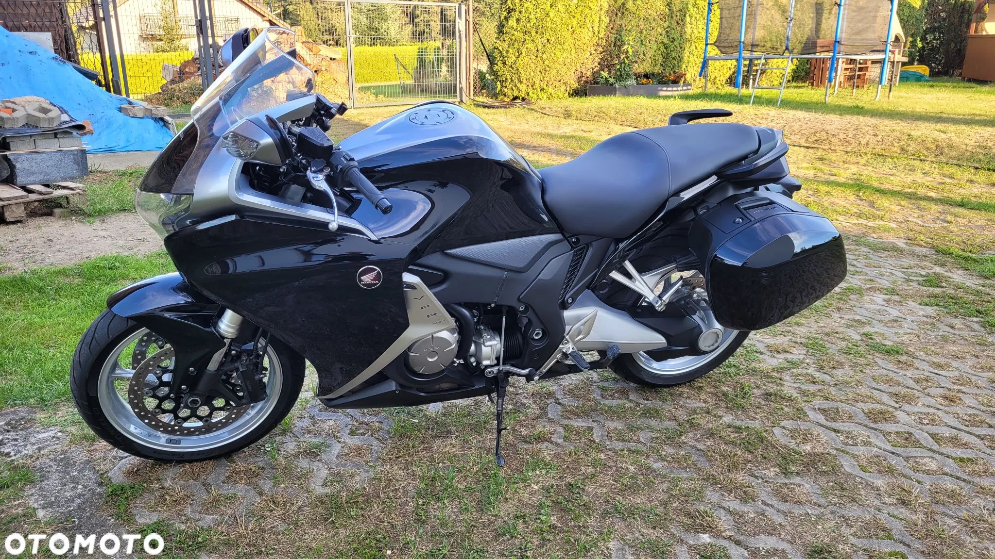 Honda VFR - 1