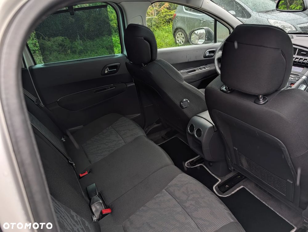 Peugeot 3008 1.6 HDi Premium - 7