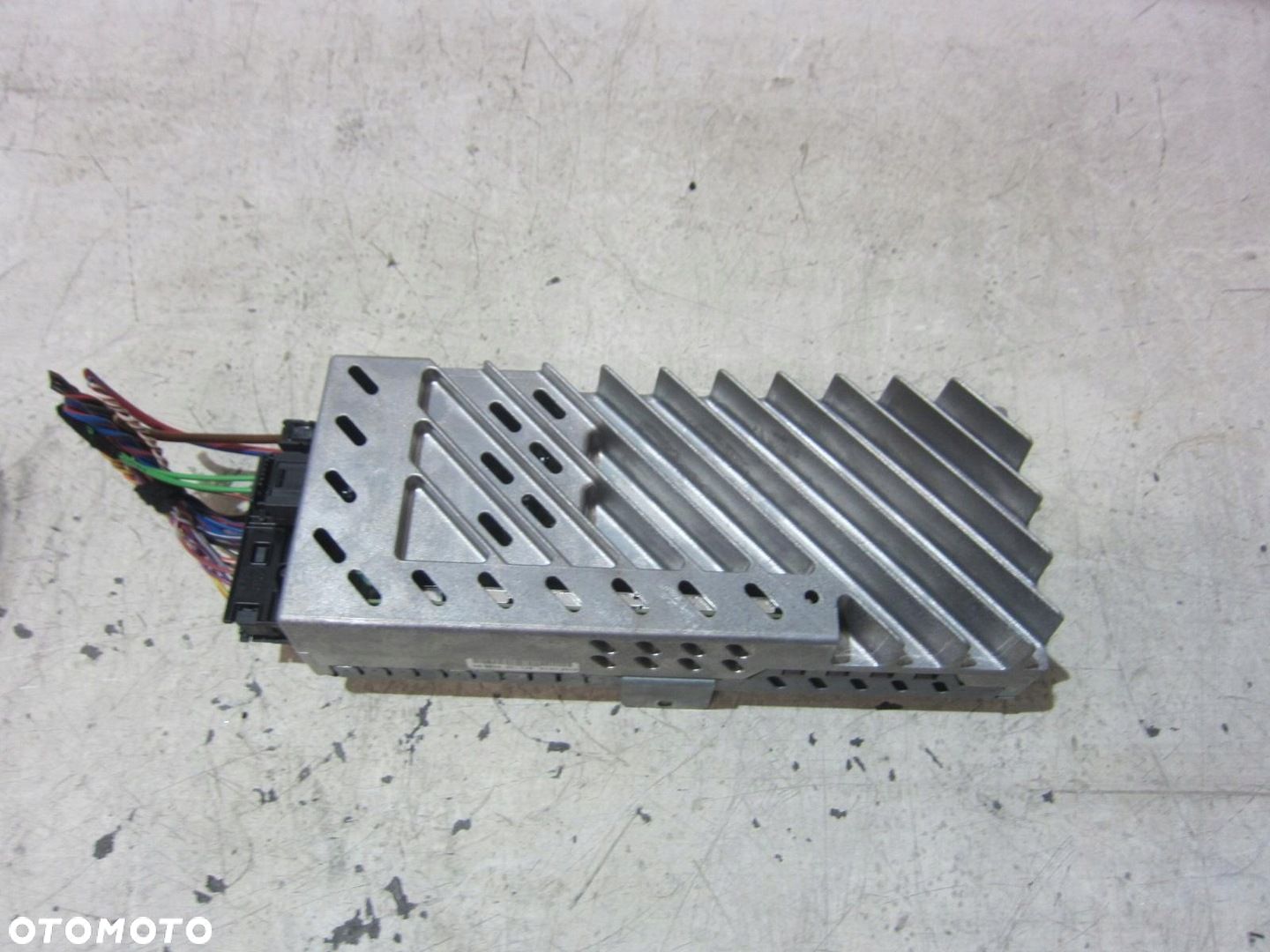 BMW F10 F06 WZMACNIACZ HARMAN HIFI AMPLITUNER 9264953 9296113 65129264953 - 1