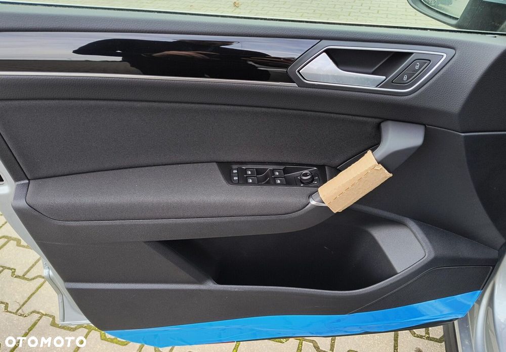 Volkswagen Touran 1.5 TSI EVO Highline DSG - 22