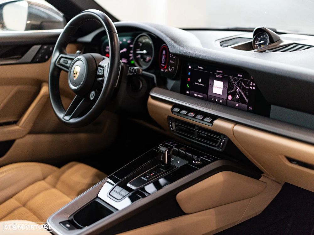 Porsche 911 (992) Carrera 4 PDK - 40