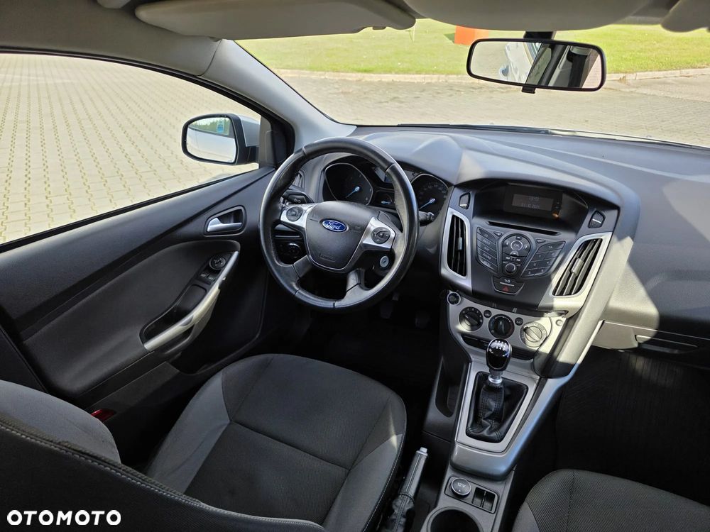 Ford Focus - 16