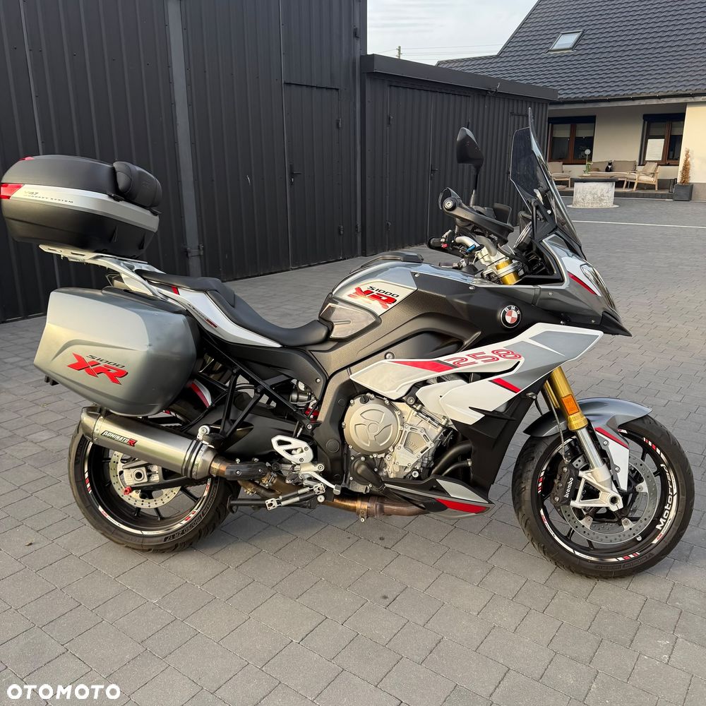 BMW XR - 5