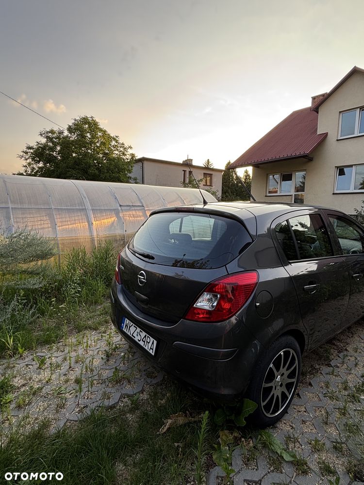 Opel Corsa - 4