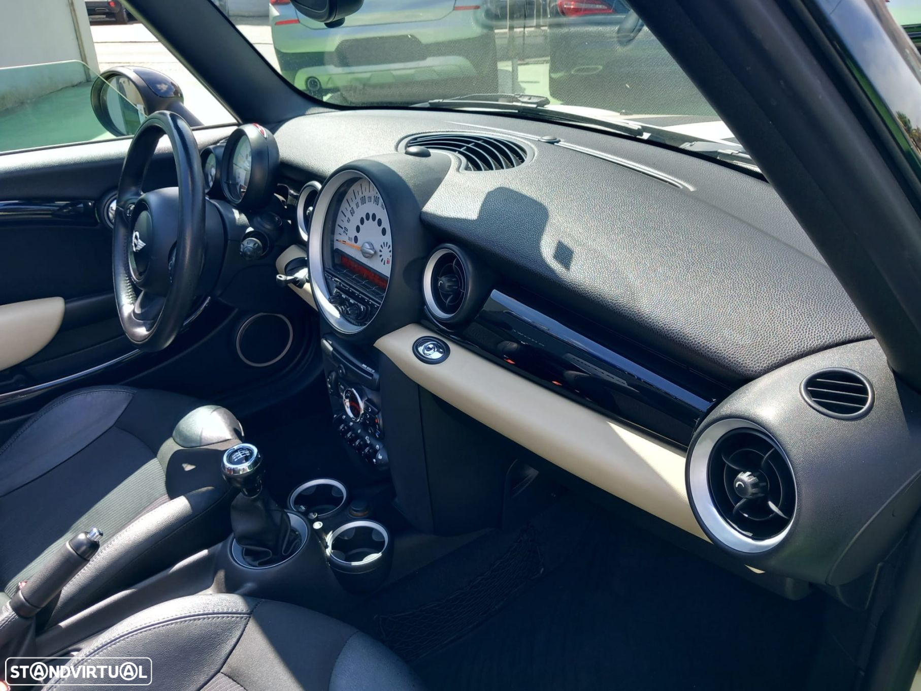 MINI Cabrio Cooper D - 26