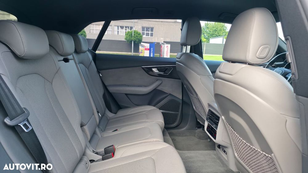 Audi Q8 50 TDI quattro Tiptronic - 28