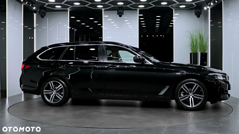 BMW Seria 5 520d MHEV Luxury Line sport - 8