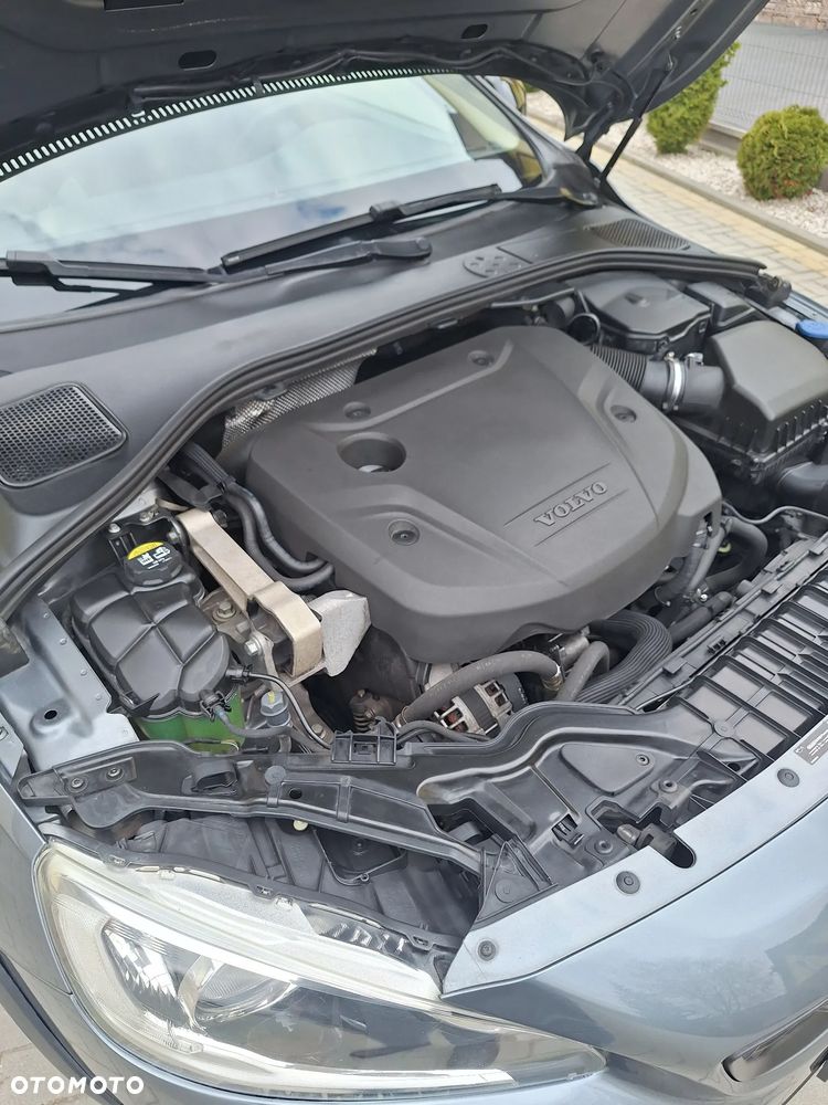 Volvo V60 Cross Country D3 Geartronic Kinetic - 23