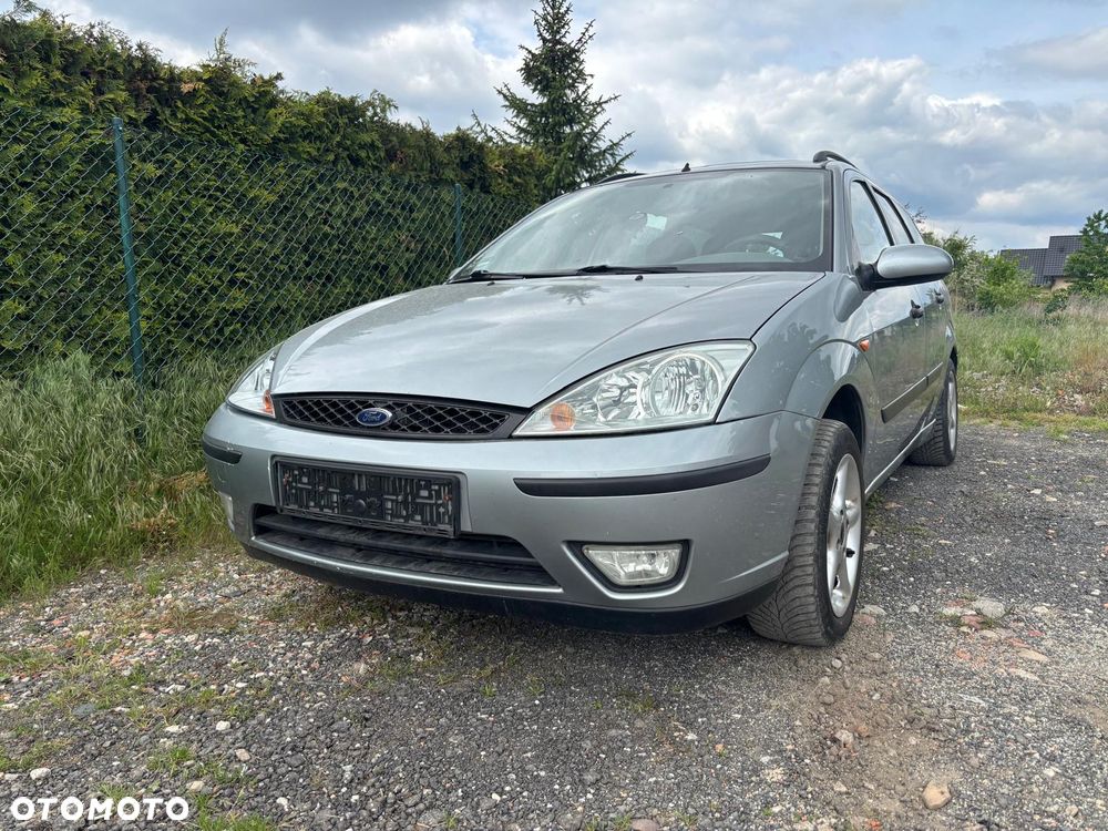 Ford Focus 1.8 Ambiente - 1