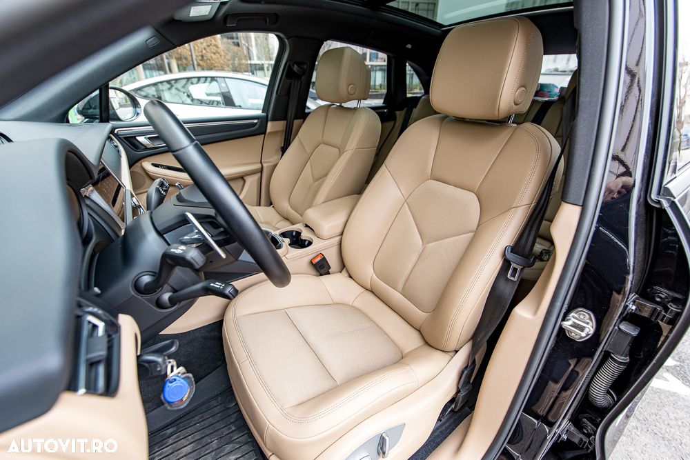 Porsche Macan - 31