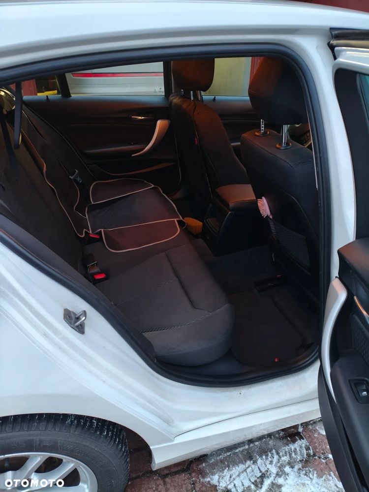 BMW Seria 1 118i Edition Metropolitan - 16