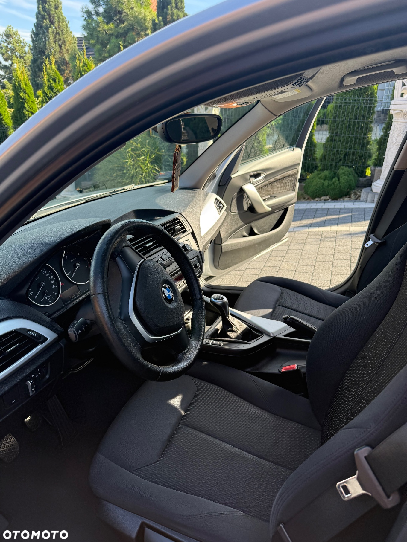 BMW Seria 1 116d - 5