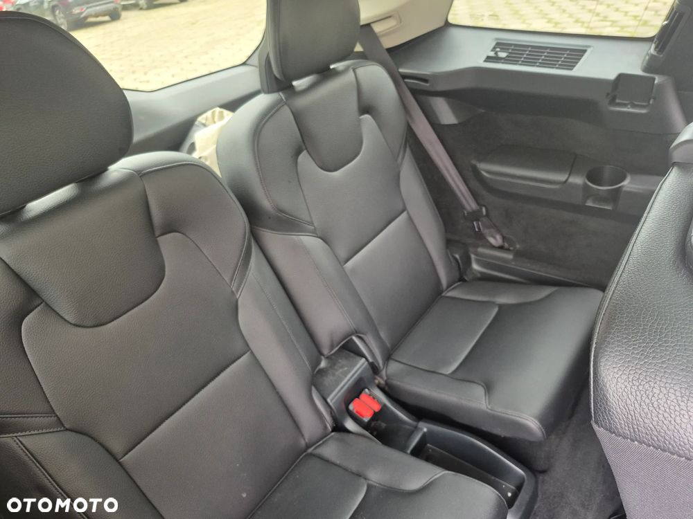 Volvo XC 90 T6 AWD Momentum 7os - 36