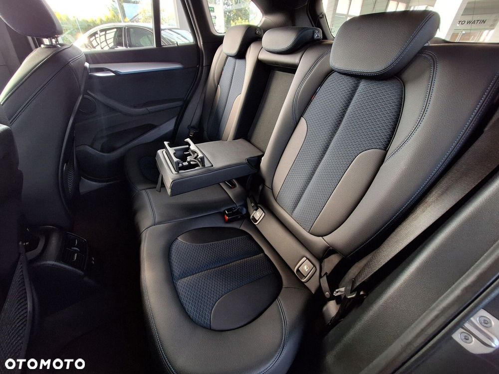 BMW X1 xDrive20i M Sport sport - 22