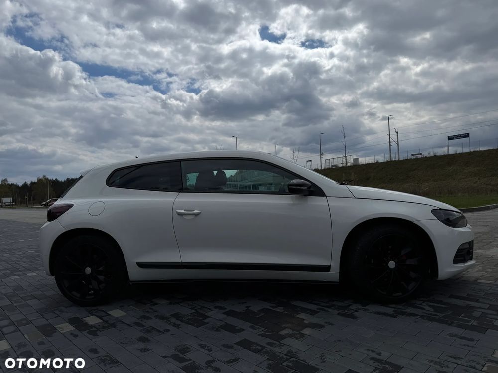 Volkswagen Scirocco 2.0 TDI Edition - 2